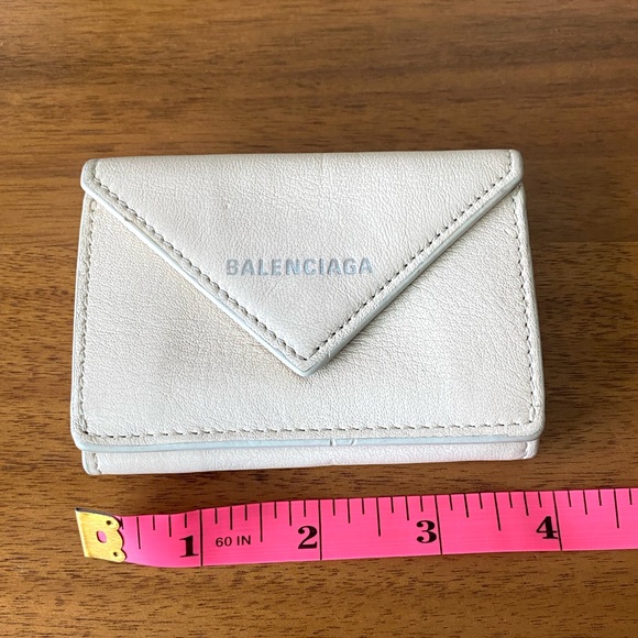 Balenciaga Papier Calfskin Leather Mini Wallet in Bone Cream Beige Tapioca - Picture 14 of 16